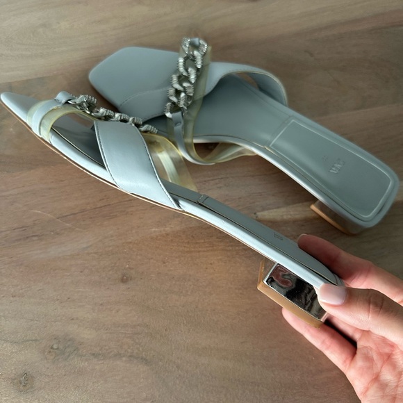 ZARA GRAY SANDAL - Picture 3 of 5